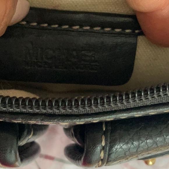 Michael Kors leather clutch - Picture 4 of 4